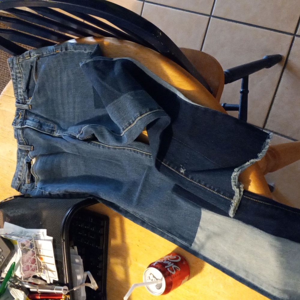 Jeans boot cut, super cute 25" inseam Universal Threads